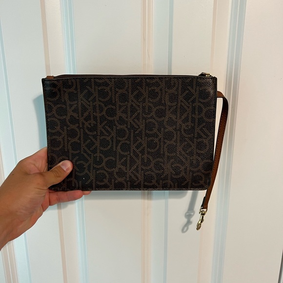 Calvin Klein Large Brown Tote - Picture 6 of 13